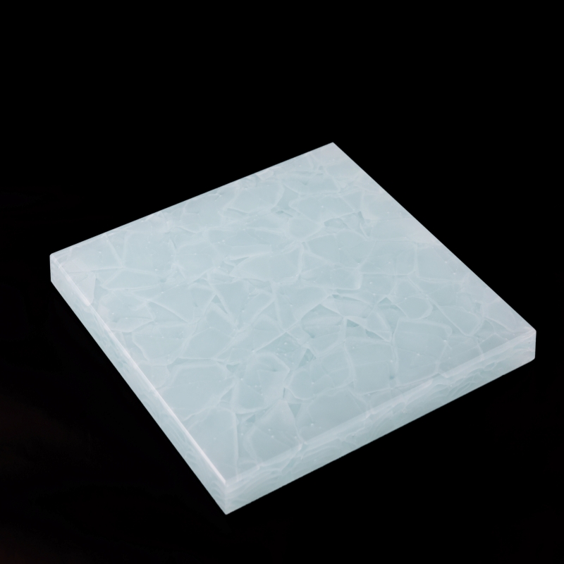 Clearing translucent crystal-feel white glass onyx