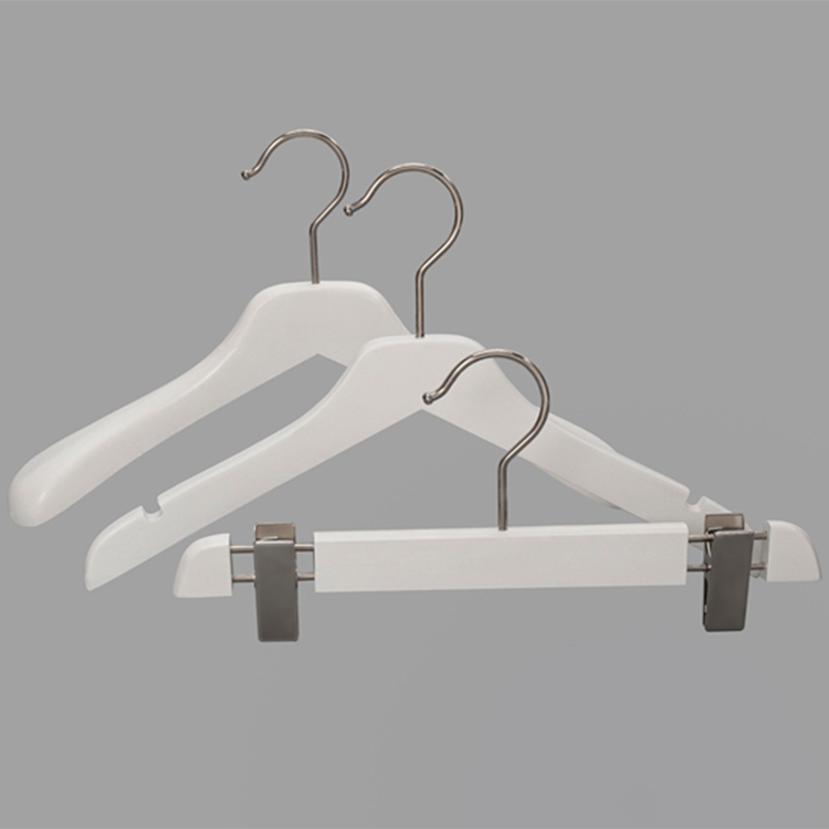 Non Slip Natural Wooden Hanger With Trousers, Pants Hangers With Metal Anti-wrinkle Rubber Clips