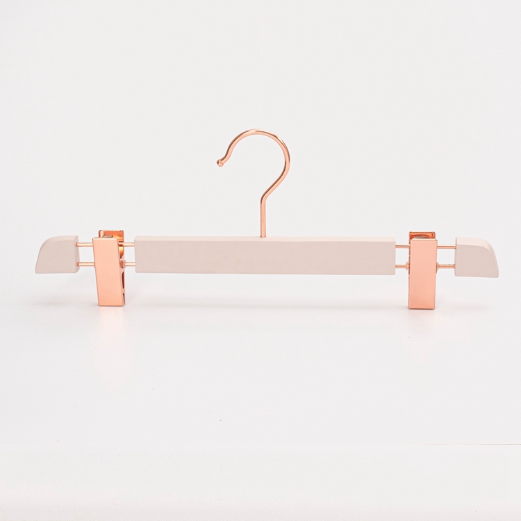 Natural Walnut Wooden Hanger With Trousers Pants Hangers With Metal Anti-wrinkle Rubber Clips