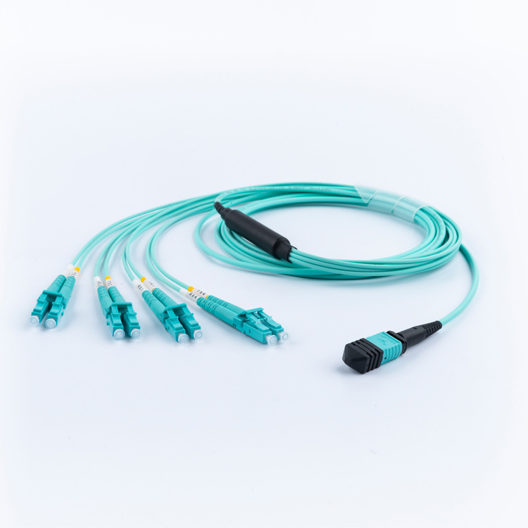 MPO(MTP) male/ female  Patch cord SM , G657A1, G657A2, OM1 ,OM2, OM3,OM4,OM5 .  2CORE ~144CORE 