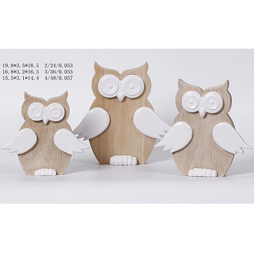Lovely Wooden Owl Tabletop Decor With White Porcelain Eyes wings And Feet