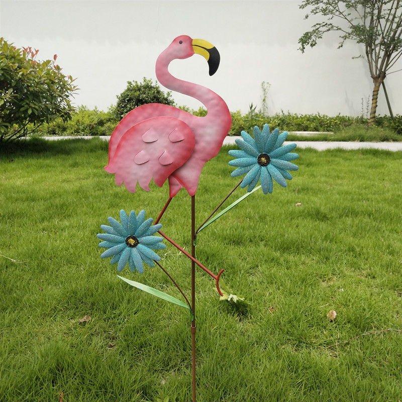 Garden Ornaments Artificial Flamingos Matel Yard Lawn Art Stakes