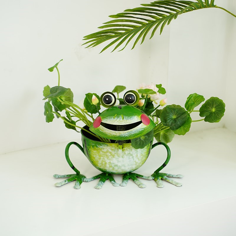 Wholesale Metal Frog Animal Planter Flower Pot