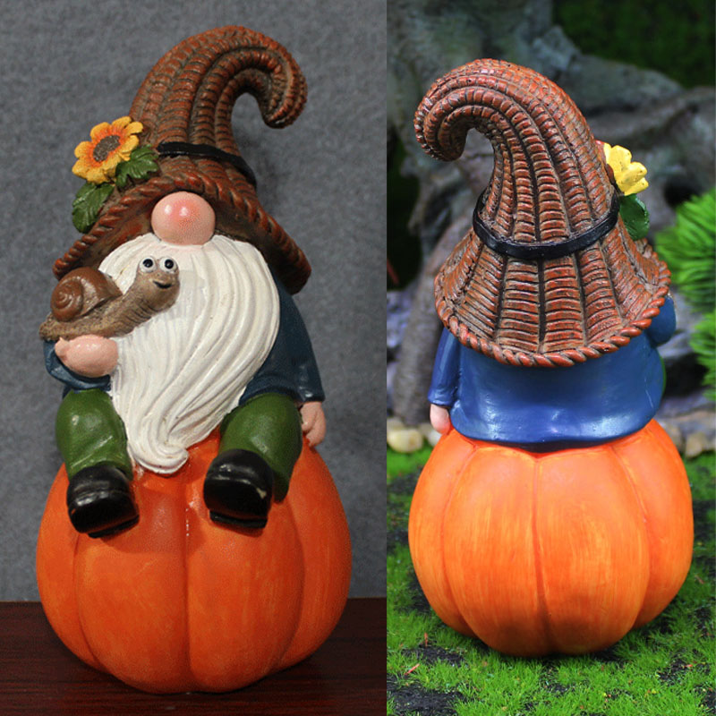 Creative Dwarfs Holding Turtle Sitting On Pumpkin Polyresin Funny Miniature Gnome For Garden Decorations