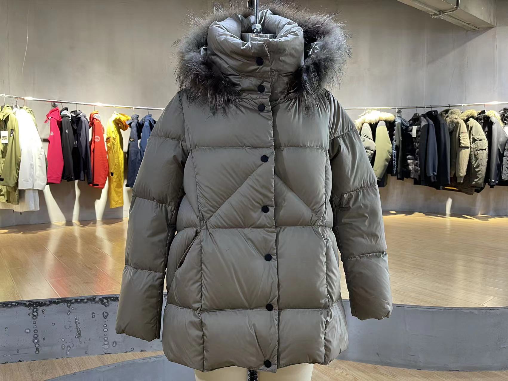 Women Shine puffer jackets polyester jackets for women winter warm